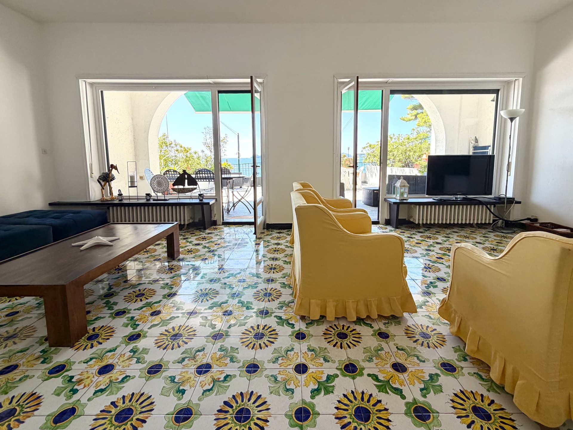 Living spaces of Villa Maria Luisa with hand-painted Ligurian tiles